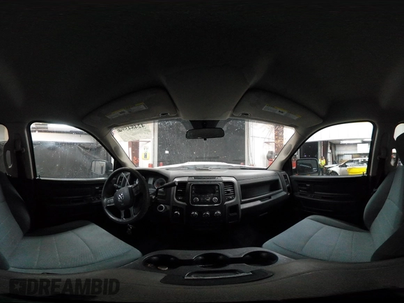 2013 Ram 1500 Express z VIN 1C6RR7KT0DS596371, wystawiony jako IAAI lot #42484590 z przebiegiem 132 743 mil mil oraz . Historia ofert i sprzedaży dostępna na DreamBid. Obrazek 19.