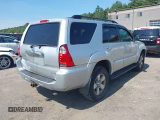 2006 Toyota 4Runner SR5 z VIN JTEBU14R360098120, wystawiony jako IAAI lot #42437637 z przebiegiem 225 753 mil mil oraz . Historia ofert i sprzedaży dostępna na DreamBid. Obrazek 4.