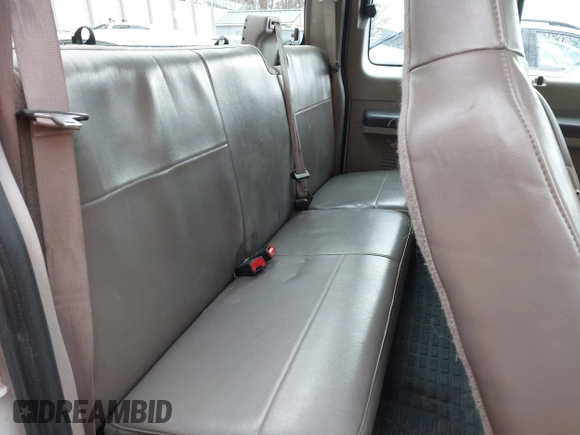 2008 Ford F-250 XL with VIN 1FTSX21518EE55495, listed as a IAAI auction lot 41480408 with 156,526 mi miles and . Bid and sale history available at DreamBid. Image 8.