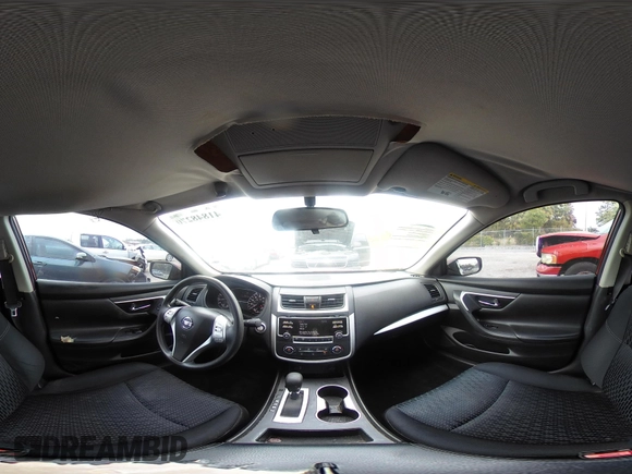 2017 Nissan Altima SV with VIN 1N4AL3AP1HC135612, listed as a IAAI auction lot 41848270 with 91,294 mi miles and . Bid and sale history available at carsss.com. Image 18.