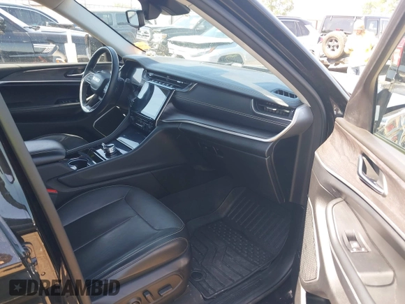 2021 Jeep Grand Cherokee Limited with VIN 1C4RJKBG1M8105003, listed as a IAAI auction lot 42227038 with 77,299 mi miles and . Bid and sale history available at DreamBid. Image 5.