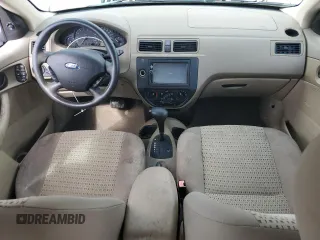 2007 Ford Focus S with VIN 1FAFP34N77W129363, listed as a Copart auction lot 53154145 with 71,852 mi miles and Non Repairable. Bid and sale history available at carsss.com. Image 8.