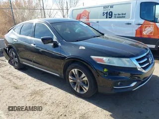2013 Honda Crosstour EX-L z VIN 5J6TF2H59DL005896, wystawiony jako IAAI lot #41207731 z przebiegiem 172 952 mil mil oraz . Historia ofert i sprzedaży dostępna na DreamBid. Obrazek 1.