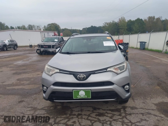 2018 Toyota RAV4 XLE with VIN 2T3WFREV3JW445654, listed as a IAAI auction lot 40849666 with 69,365 mi miles and . Bid and sale history available at DreamBid. Image 12.