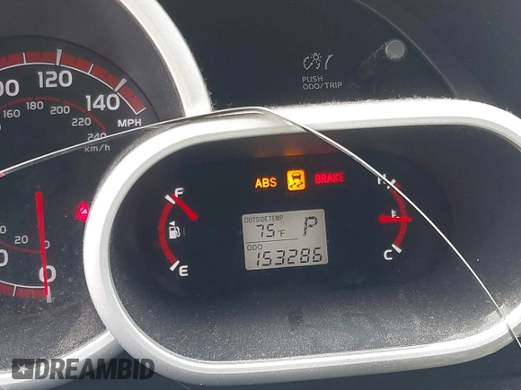 2013 Toyota Matrix S with VIN 2T1KE4EE1DC050004, listed as a IAAI auction lot 42452327 with 153,286 mi miles and . Bid and sale history available at DreamBid. Image 15.
