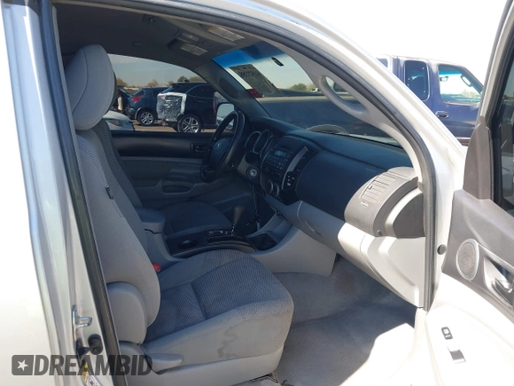 2010 Toyota Tacoma with VIN 5TETX4CN8AZ725239, listed as a IAAI auction lot 41573358 with 114,828 mi miles and . Bid and sale history available at DreamBid. Image 5.