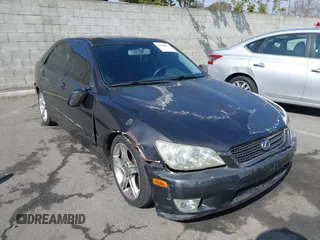 2004 Lexus IS with VIN JTHBD192340083547, listed as a IAAI auction lot 41620371 with 138,363 mi miles and . Bid and sale history available at carsss.com. Image 1.