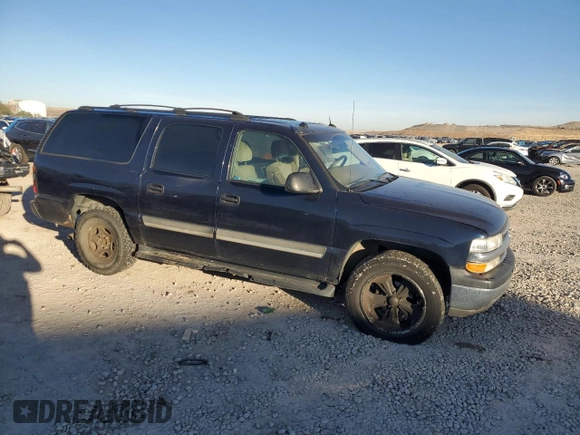 2005 Chevrolet Suburban LS with VIN 3GNFK16Z55G159557, listed as a Copart auction lot 77632254 with 317,671 mi miles and Clean Title. Bid and sale history available at carsss.com. Image 4.