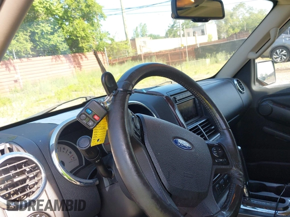 2006 Ford Explorer Limited с VIN 1FMEU75856UA11414, выставлен на аукционе IAAI как лот 42562370 с пробегом 128 193 миль миль и . История ставок и продаж доступна на DreamBid. Изображение 11.