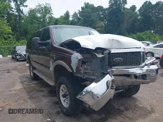 2000 Ford Excursion Limited z VIN 1FMNU43S8YEB17317, wystawiony jako IAAI lot #42370219 z przebiegiem 333 331 mil mil oraz . Historia ofert i sprzedaży dostępna na DreamBid. Obrazek 1.