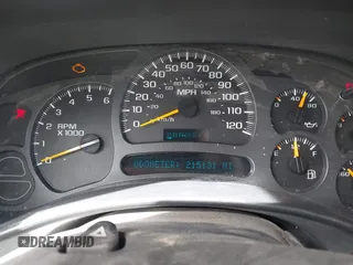 2003 Chevrolet Silverado 1500 LS with VIN 2GCEK19T631385785, listed as a IAAI auction lot 41813987 with 215,131 mi miles. Bid and sale history available at carsss.com. Image 7.