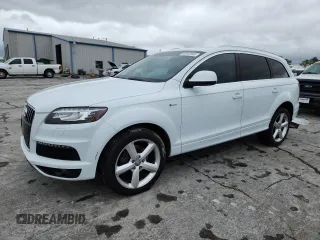 2015 Audi Q7 S line Prestige z VIN WA1DGAFE8FD012754, wystawiony jako Copart lot #58642045 z przebiegiem 148 697 mil mil oraz Szkoda całkowita • Salvage title. Historia ofert i sprzedaży dostępna na DreamBid. Obrazek 1.