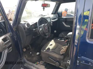 2013 Jeep Wrangler Unlimited Rubicon with VIN 1C4BJWFGXDL502435, listed as a IAAI auction lot 41937642 with 83,817 mi miles and . Bid and sale history available at DreamBid. Image 5.