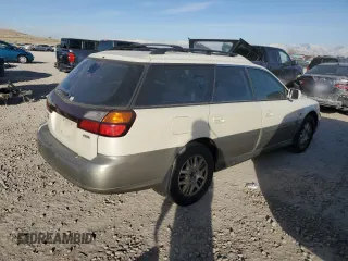2002 Subaru Legacy Outback L.L. Bean with VIN 4S3BH806X27606727, listed as a Copart auction lot 42044805 with 215,298 mi miles and Clean title. Bid and sale history available at DreamBid. Image 3.