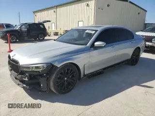 2020 BMW 7 Series 740i with VIN WBA7T2C01LGF96888, listed as a Copart auction lot 48492095 with 55,287 mi miles and Salvage Title. Bid and sale history available at carsss.com. Image 1.