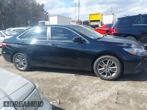 2017 Toyota Camry XLE with VIN 4T1BF1FK2HU754040, listed as a IAAI auction lot 41844369 with 247,772 mi miles. Bid and sale history available at carsss.com. Image 13.