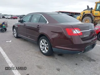 2010 Ford Taurus SEL с VIN 1FAHP2EW2AG142484, выставлен на аукционе IAAI как лот 42084001 с пробегом 185 022 миль миль и . История ставок и продаж доступна на DreamBid. Изображение 3.