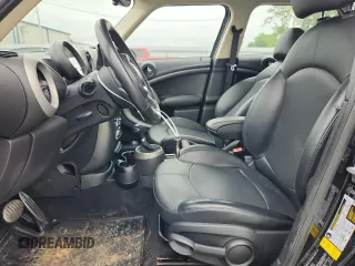 2012 MINI Countryman S z VIN WMWZC5C54CWL59501, wystawiony jako Copart lot #58410525 z przebiegiem 134 631 mil mil oraz Tytuł czysty. Historia ofert i sprzedaży dostępna na DreamBid. Obrazek 7.