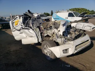 2015 Toyota Tacoma PreRunner with VIN 3TMKU4HNXFM045067, listed as a Copart auction lot 47186931 with Not provided miles and Salvage title. Bid and sale history available at DreamBid. Image 1.