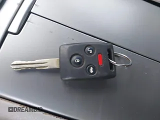2008 Subaru Tribeca Limited с VIN 4S4WX93DX84403847, выставлен на аукционе IAAI как лот 42445680 с пробегом 204 428 миль миль и . История ставок и продаж доступна на DreamBid. Изображение 11.