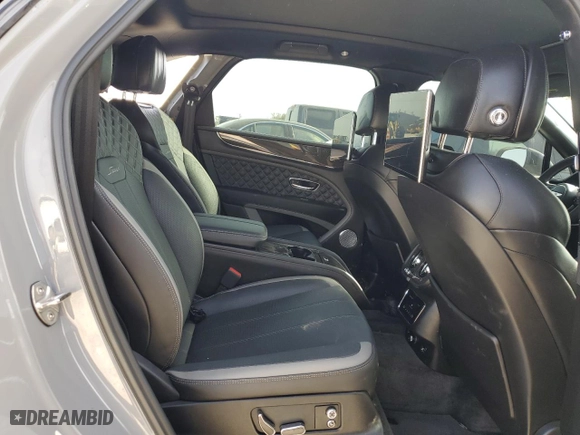 2022 Bentley Bentayga Speed with VIN SJAAR2ZV5NC013998, listed as a Copart auction lot 47410675 with 20,222 mi miles and Salvage Title. Bid and sale history available at carsss.com. Image 11.