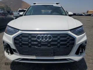 2023 Audi Q5 S line Premium Plus with VIN WA1EAAFY5P2062766, listed as a Copart auction lot 60162975 with 35,886 mi miles and Salvage title. Bid and sale history available at DreamBid. Image 5.