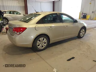 2014 Chevrolet Cruze LS with VIN 1G1PA5SH5E7231298, listed as a IAAI auction lot 42159916 with 179,921 mi miles and . Bid and sale history available at carsss.com. Image 4.