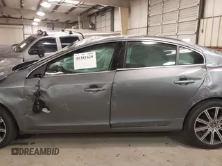 2017 Volvo S60 Inscription with VIN LYV402HK1HB129530, listed as a IAAI auction lot 41381620 with 53,031 mi miles. Bid and sale history available at carsss.com. Image 14.