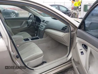 2007 Toyota Camry CE with VIN 4T1BE46K47U107173, listed as a IAAI auction lot 41877050 with 94,233 mi miles. Bid and sale history available at carsss.com. Image 5.