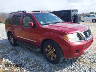 2008 Nissan Pathfinder S with VIN 5N1AR18UX8C643078, listed as a IAAI auction lot 41890079 with 227,929 mi miles. Bid and sale history available at carsss.com. Image 1.