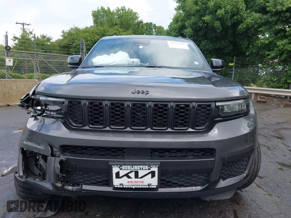 2023 Jeep Grand Cherokee Laredo с VIN 1C4RJKAG6P8828982, выставлен на аукционе IAAI как лот 42251341 с пробегом 54 028 миль миль и . История ставок и продаж доступна на DreamBid. Изображение 12.