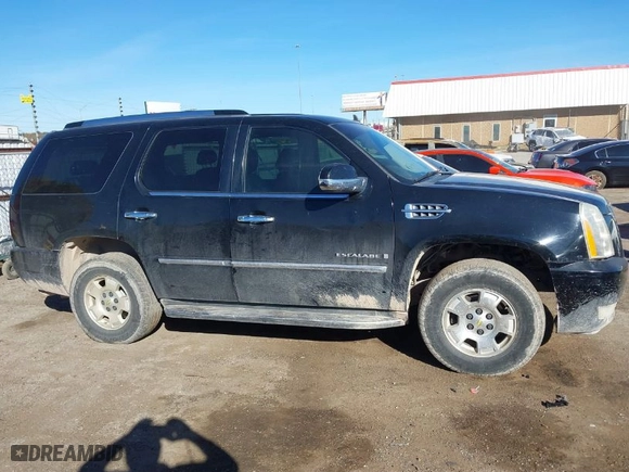 2008 Cadillac Escalade with VIN 1GYFK63818R232391, listed as a IAAI auction lot 40861433 with 212,745 mi miles. Bid and sale history available at carsss.com. Image 13.