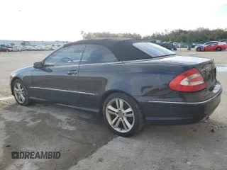 2004 Mercedes-Benz CLK 500 z VIN WDBTK75G74T015491, wystawiony jako Copart lot #43180655 z przebiegiem 161 213 mil mil oraz Szkoda całkowita • Salvage title. Historia ofert i sprzedaży dostępna na DreamBid. Obrazek 2.