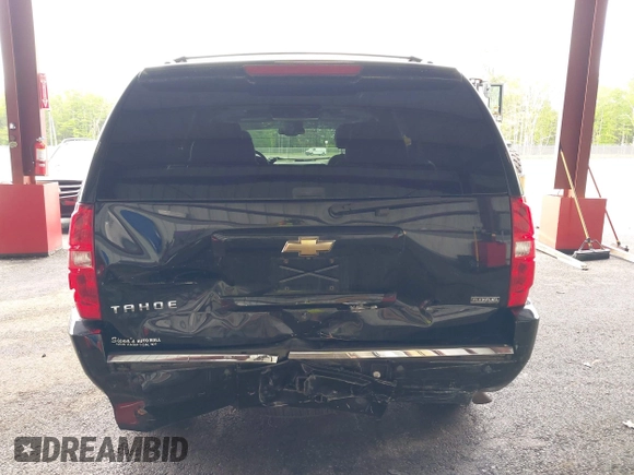 2009 Chevrolet Tahoe LTZ z VIN 1GNFK330X9R219064, wystawiony jako IAAI lot #42261154 z przebiegiem 125 511 mil mil oraz . Historia ofert i sprzedaży dostępna na DreamBid. Obrazek 16.