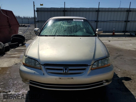 2001 Honda Accord LX z VIN 1HGCG16431A065592, wystawiony jako Copart lot #48422635 z przebiegiem 166 617 mil mil oraz Szkoda całkowita • Salvage title. Historia ofert i sprzedaży dostępna na DreamBid. Obrazek 5.