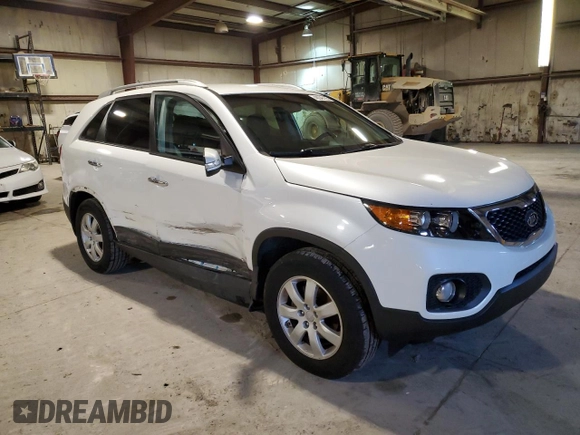 2012 Kia Sorento LX with VIN 5XYKTDA24CG218948, listed as a Copart auction lot 48046135 with 84,644 mi miles and Salvage Title. Bid and sale history available at carsss.com. Image 4.