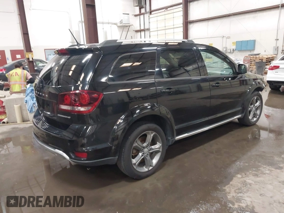 2017 Dodge Journey Crossroad Plus with VIN 3C4PDDGGXHT502381, listed as a IAAI auction lot 41869917 with 115,737 mi miles and . Bid and sale history available at DreamBid. Image 4.