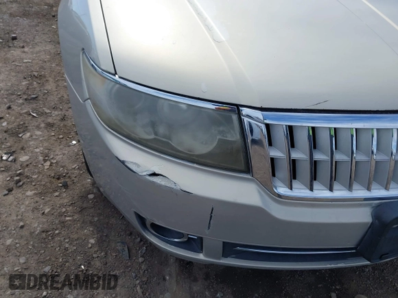 2009 Lincoln MKZ with VIN 3LNHM26T59R618265, listed as a IAAI auction lot 41908273 with 121,340 mi miles and . Bid and sale history available at DreamBid. Image 12.