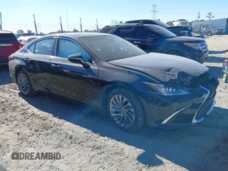 2024 Lexus ES 350 Luxury z VIN 58AEZ1B11RU179019, wystawiony jako IAAI lot #41286693 z przebiegiem 13 704 mil mil oraz . Historia ofert i sprzedaży dostępna na DreamBid. Obrazek 13.