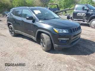 2019 Jeep Compass Latitude w/Sun/Wheel Pkg with VIN 3C4NJCBBXKT612991, listed as a IAAI auction lot 41937925 with 158,013 mi miles. Bid and sale history available at carsss.com. Image 1.