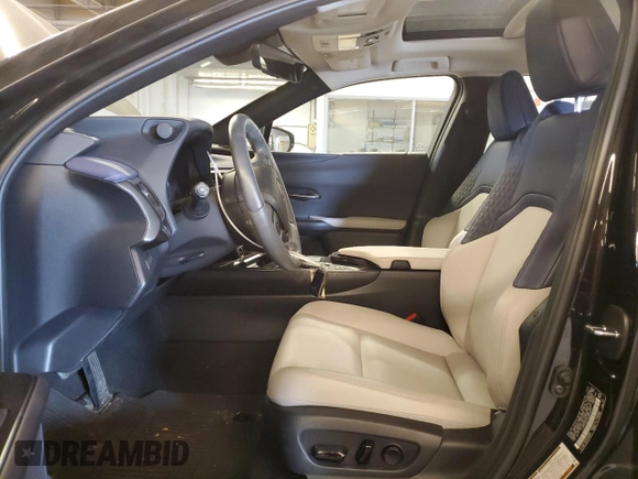 2022 Lexus UX 250h z VIN JTHP9JBH9N2056879, wystawiony jako Copart lot #78046184 z przebiegiem 15 744 mil mil oraz Szkoda całkowita • Salvage title. Historia ofert i sprzedaży dostępna na DreamBid. Obrazek 7.