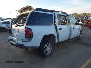 2006 Chevrolet TrailBlazer LS with VIN 1GNES16S466125398, listed as a IAAI auction lot 38466147 with Not Provided miles. Bid and sale history available at carsss.com. Image 4.