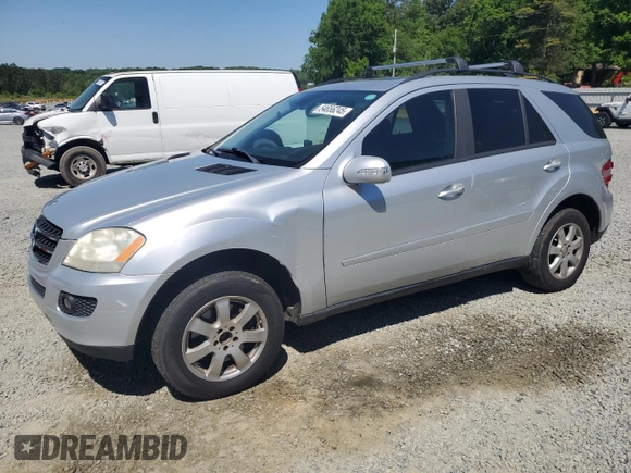 2006 Mercedes-Benz M 350 with VIN 4JGBB86E86A010441, listed as a Copart auction lot 54656245 with 236,121 mi miles and Salvage Title. Bid and sale history available at DreamBid. Image 1.