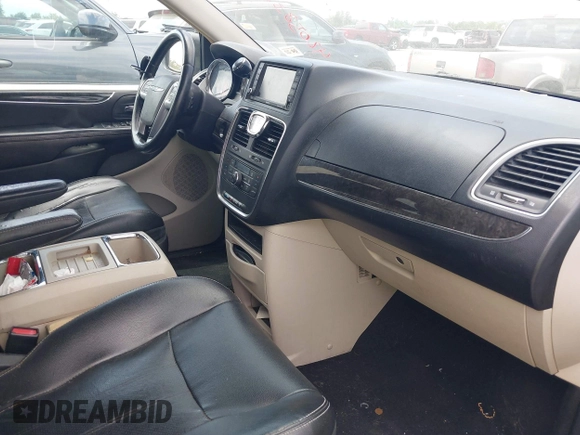 2011 Chrysler Town & Country Touring L z VIN 2A4RR8DG2BR799141, wystawiony jako IAAI lot #42058383 z przebiegiem 165 548 mil mil oraz . Historia ofert i sprzedaży dostępna na DreamBid. Obrazek 5.