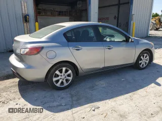 2011 Mazda 3 i Touring z VIN JM1BL1VF4B1370996, wystawiony jako Copart lot #58240445 z przebiegiem 143 634 mil mil oraz Czysty tytuł • Clean title. Historia ofert i sprzedaży dostępna na DreamBid. Obrazek 3.