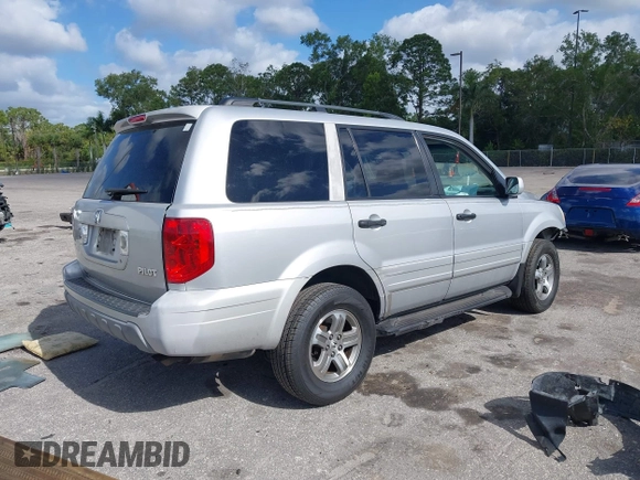 2003 Honda Pilot EX with VIN 2HKYF18603H504829, listed as a IAAI auction lot 42083247 with 247,429 mi miles and . Bid and sale history available at carsss.com. Image 4.