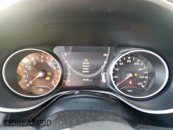 2018 Jeep Compass Latitude z VIN 3C4NJCBB6JT267988, wystawiony jako Copart lot #62398125 z przebiegiem 79 176 mil mil oraz Szkoda całkowita • Salvage title. Historia ofert i sprzedaży dostępna na DreamBid. Obrazek 9.