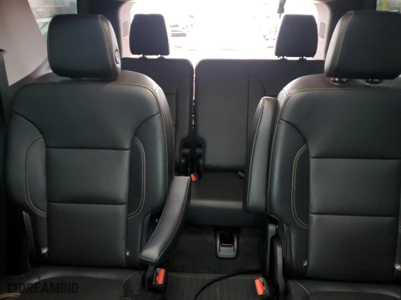 2018 Chevrolet Traverse Premier with VIN 1GNERKKWXJJ263270, listed as a Copart auction lot 45008305 with 102,905 mi miles and Clean Title. Bid and sale history available at carsss.com. Image 10.