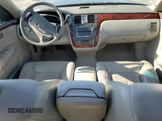 2006 Cadillac DTS 1SC z VIN 1G6KD57Y76U237062, wystawiony jako Copart lot #70920534 z przebiegiem 84 589 mil mil oraz Szkoda całkowita • Salvage title. Historia ofert i sprzedaży dostępna na DreamBid. Obrazek 8.