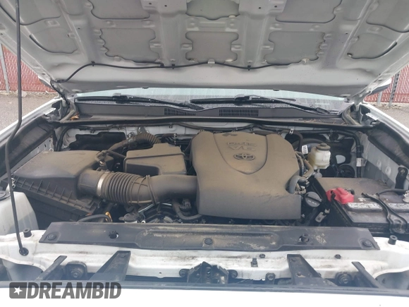 2023 Toyota Tacoma SR z VIN 3TYRZ5CN1PT037202, wystawiony jako IAAI lot #41896502 z przebiegiem 45 568 mil mil oraz . Historia ofert i sprzedaży dostępna na DreamBid. Obrazek 10.